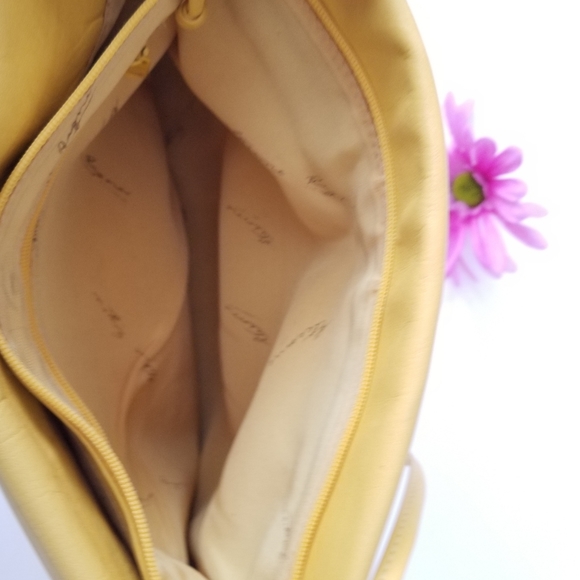 Etienne Aigner Leather Crossbody/Shoulder Purse - Picture 5 of 11